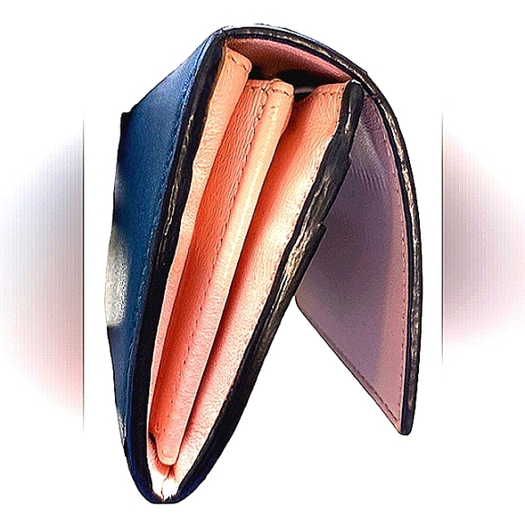 FENDI AUTHENTIC TEAL LEATHER LONG WALLET EXCELLENT USED CONDITION - Picture 13 of 15